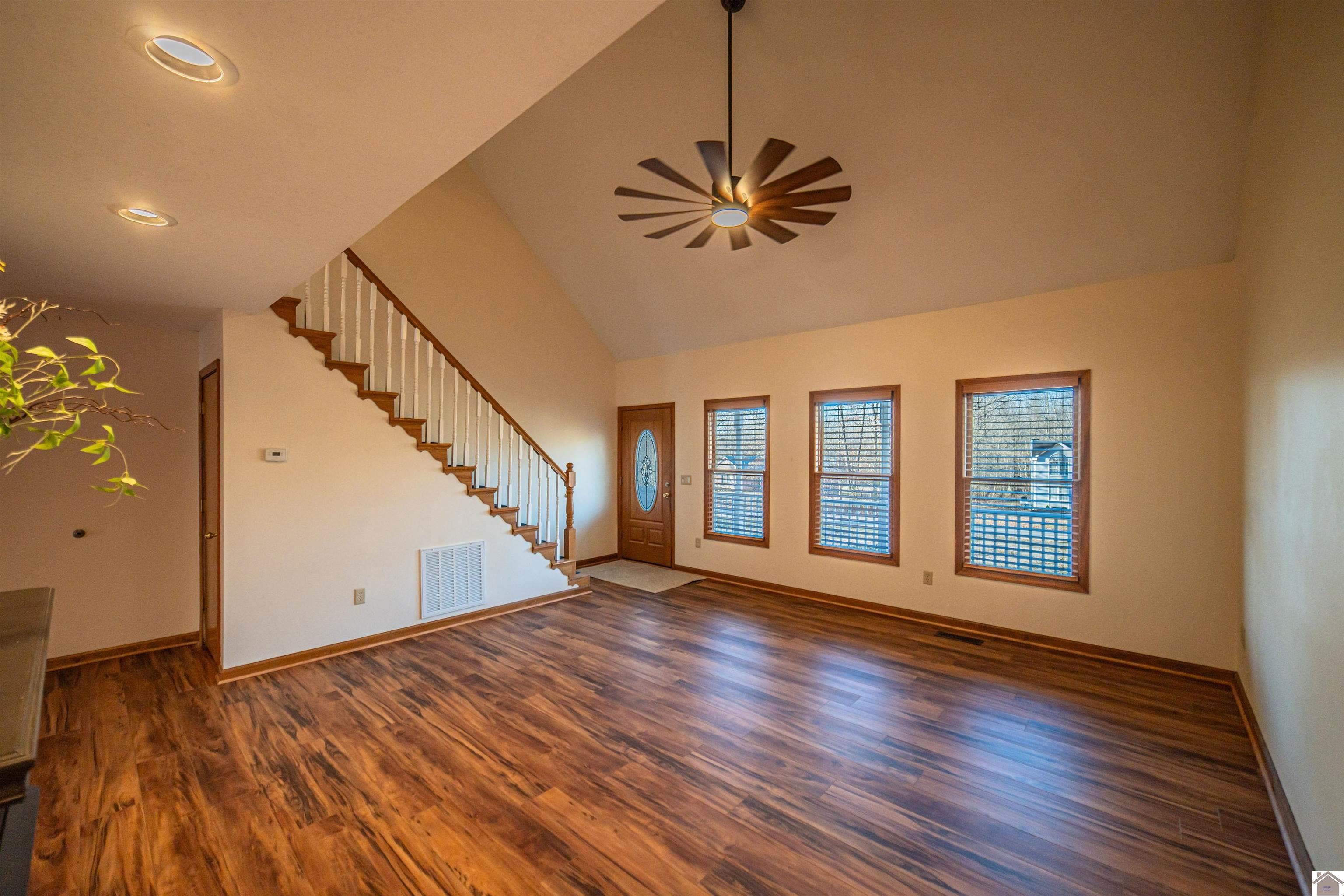 925 Wayside Dr, Paducah, KY 42003 Listing Photo  8