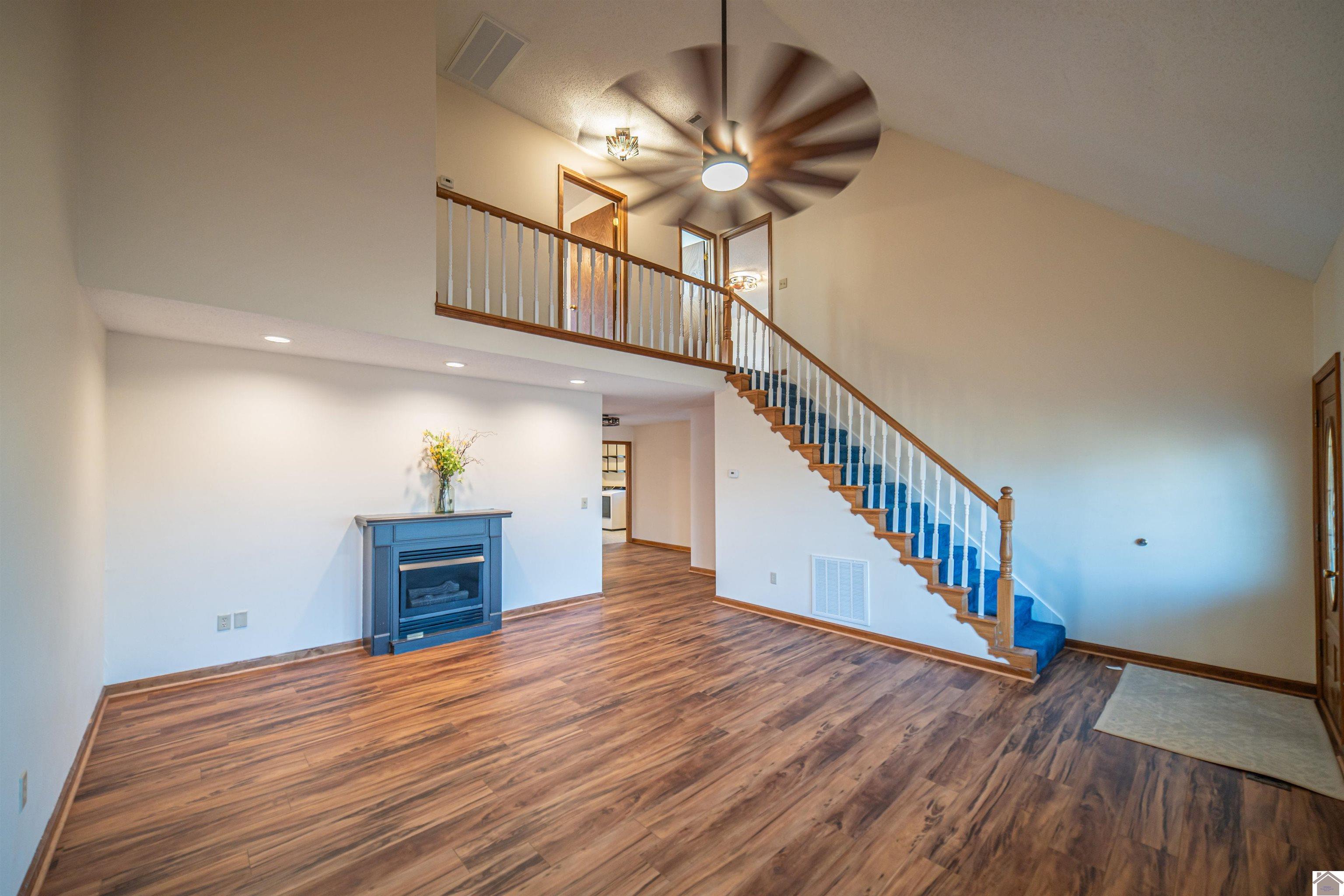 925 Wayside Dr, Paducah, KY 42003 Listing Photo  9