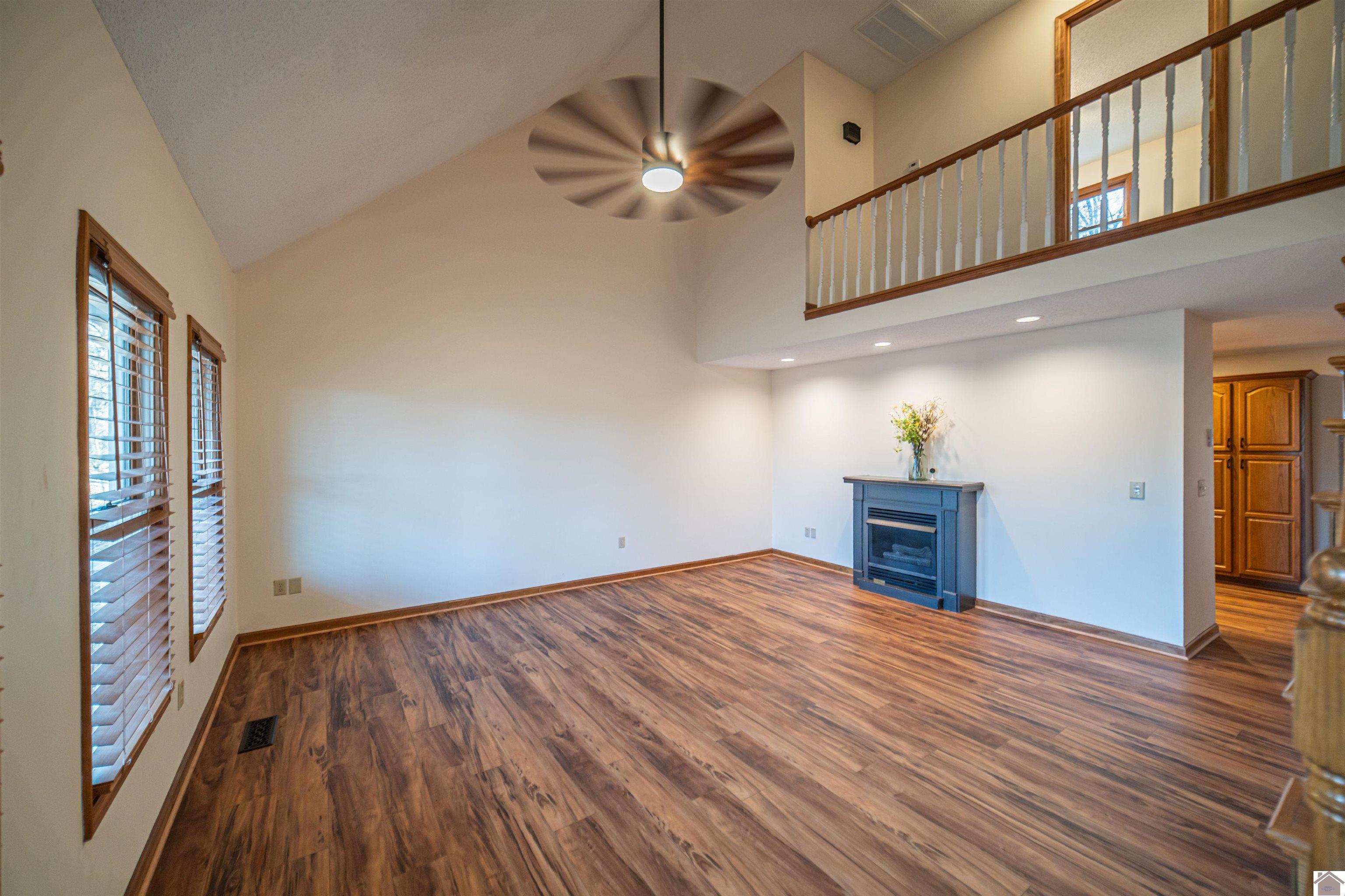 925 Wayside Dr, Paducah, KY 42003 Listing Photo  10