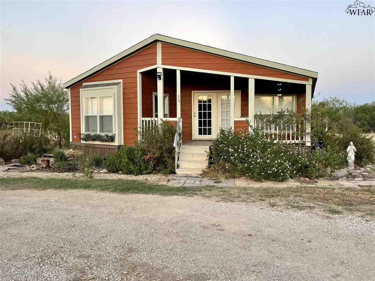 Homes for Sale in Archer City, TX