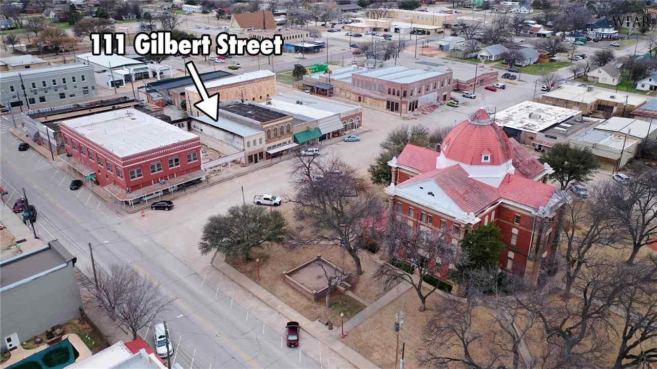 111 W GILBERT STREET, Henrietta, TX 76365